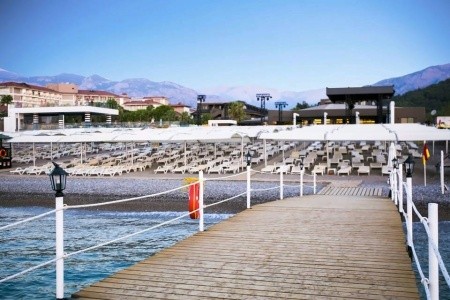 Sailors Beach Club - 9