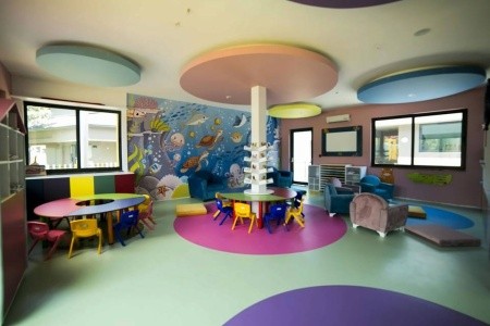 Sailors Beach Club - 25