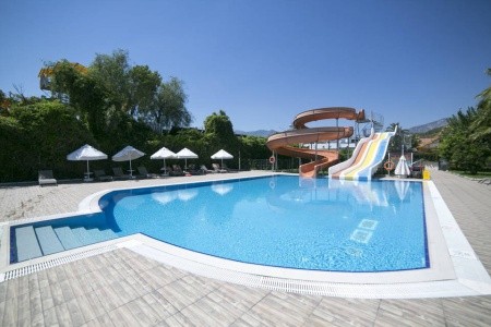 Sailors Beach Club - 27