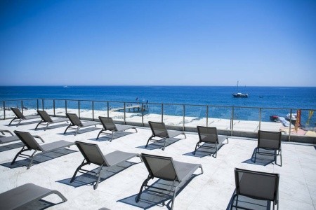 Sailors Beach Club - 28