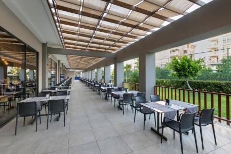 Greenwood Suites Resort - 10