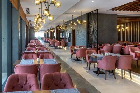 Greenwood Suites Resort - 17