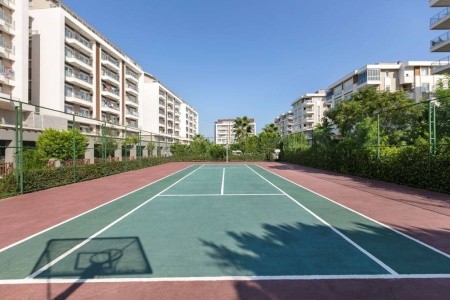 Greenwood Suites Resort - 23