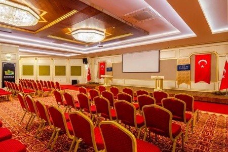 The Lumos Deluxe Resort - 16