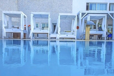 Silver Sands Beach - 4