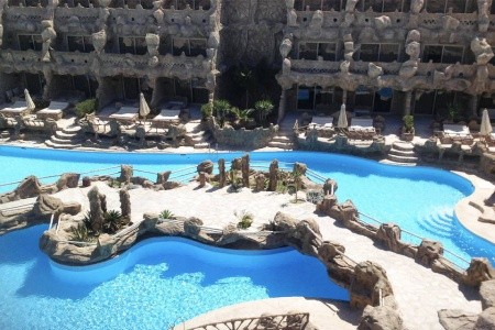 Caves Beach Resort Hurghada - 32