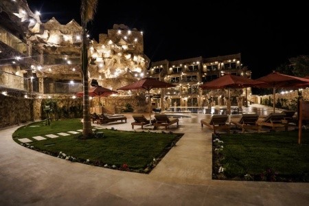 Caves Beach Resort Hurghada - 35