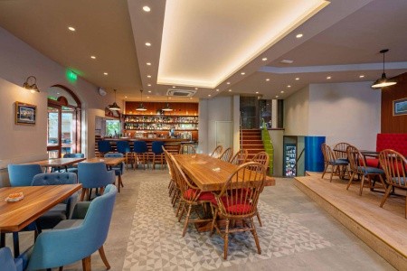 Kyma Suites Beach Hotel - 7