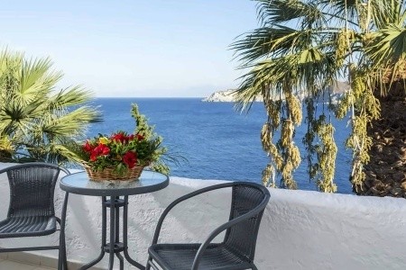 Peninsula Resort & Spa - 13