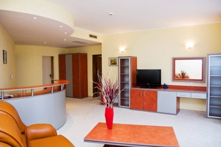 Bulharsko Slnečné Pobrežie Hrizantema 9 dňový pobyt All Inclusive Letecky Letisko: Katovice July 2026 (23/07/26-31/07/26)