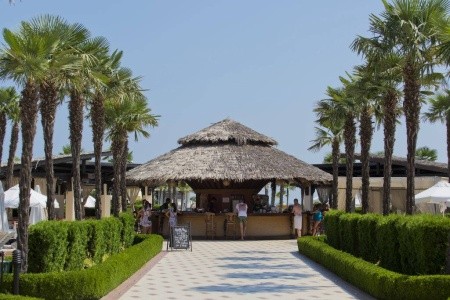 Dit Majestic Beach Resort - 10