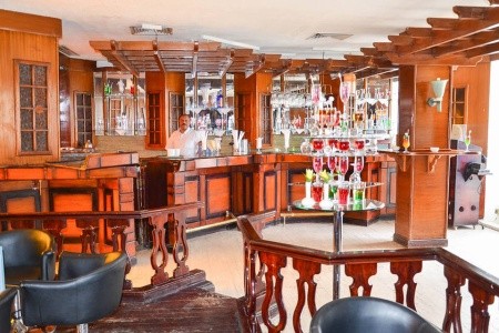 Cataract Resort - 14