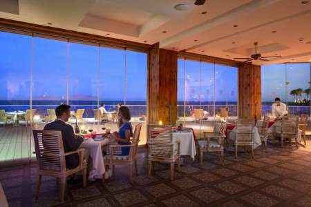 Sunrise Grand Select Arabian Beach Resort - 11