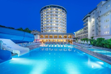Turecko Alanya Blue Star Hotel 7 dňový pobyt All Inclusive Letecky Letisko: Praha September 2026 (21/09/26-27/09/26)