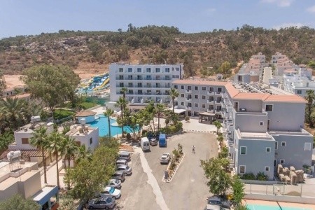 Kypr, Protaras, Narcissos Waterpark Resort, za <span>20.290</span> Kč