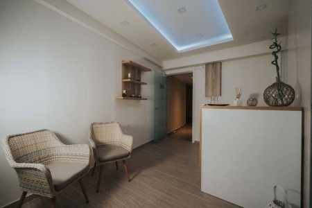 Kahlua Sea View Suites - 9