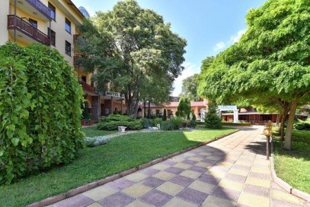 Estreya Palace & Residence - 3