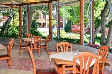 Estreya Palace & Residence - 7