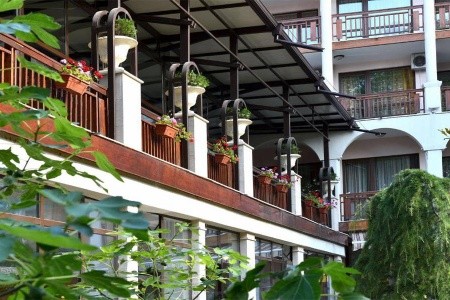 Estreya Residence - 18