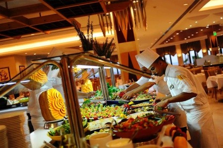 Reef Oasis Blue Bay Resort & Spa - 2