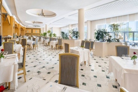 Royal Garden Palace - 22