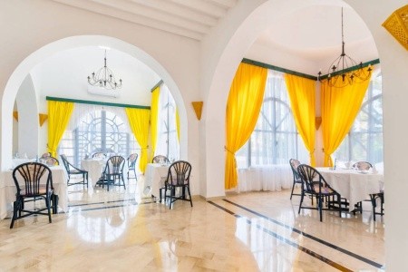 Royal Garden Palace - 23