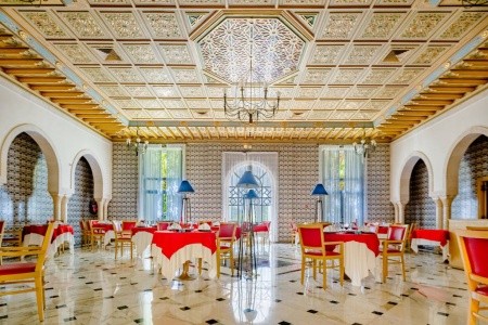 Royal Garden Palace - 24