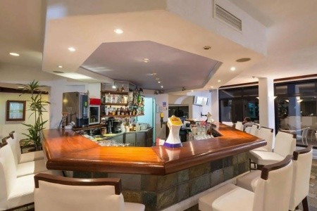 Paphos Gardens Holiday Resort - 9