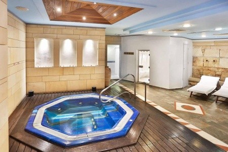 Paphos Gardens Holiday Resort - 17