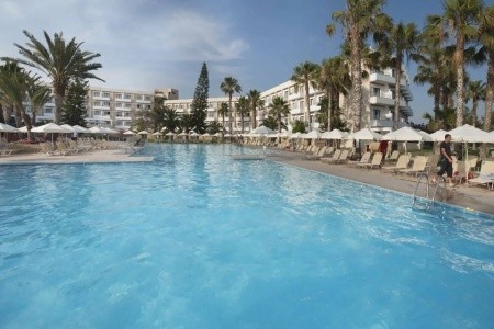 Louis Phaethon Beach - 2