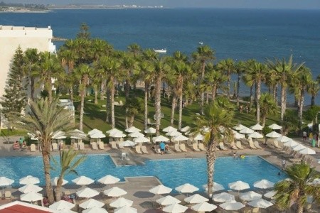Louis Phaethon Beach - 4