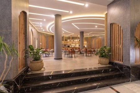 Long Beach Resort - 9