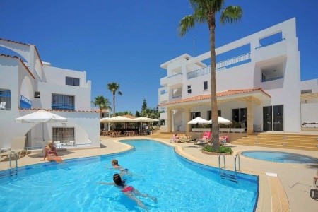 Kypr, Agia Napa, Apartmány Petrosana, za <span>31.753</span> Kč