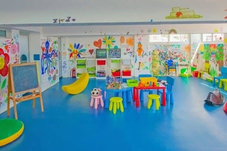 Marlita Beach Hotel Apartments - 13