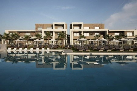 Myrion Beach Resort - 3