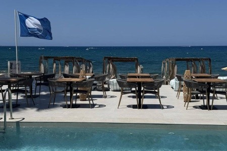 Grécko Kréta The Noverian Antama, Organic Beach Resort Chania 15 dňový pobyt Polpenzia Letecky Letisko: Praha June 2026 (17/06/26- 1/07/26)