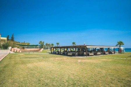 Kiani Beach Resort - 18