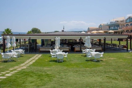 Kiani Beach Resort - 19