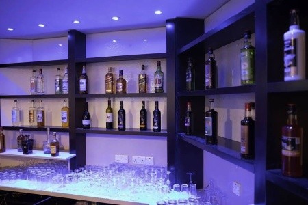 Tetyk Hotel Apartments - 7