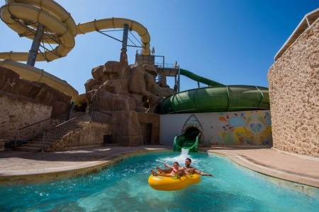 Reef Oasis Beach Resort - 22