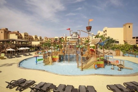 Coral Sea Aqua Club - 9