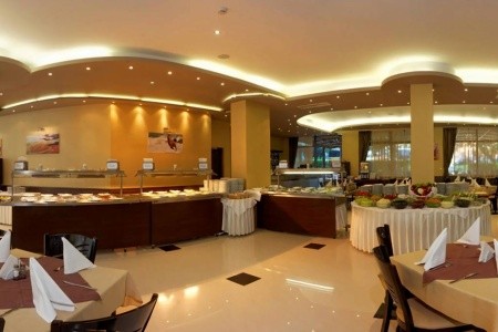 Regina (Ex. Royal) - 12