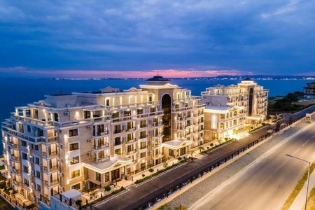 Onyx Beach Residence