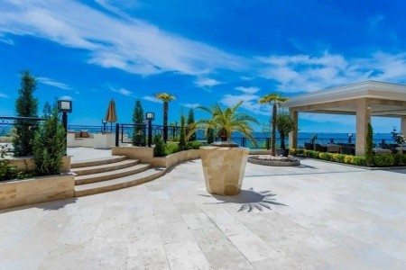 Onyx Beach Residence - 6