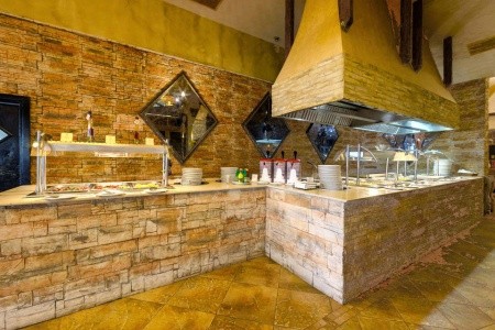 Imperial Palace (Ex. Victoria Palace) - 18