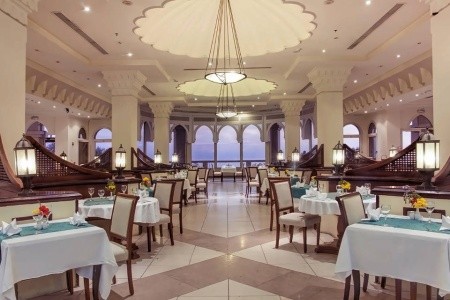 Continental Plaza Beach - 9