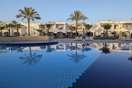 Continental Plaza Beach - 21