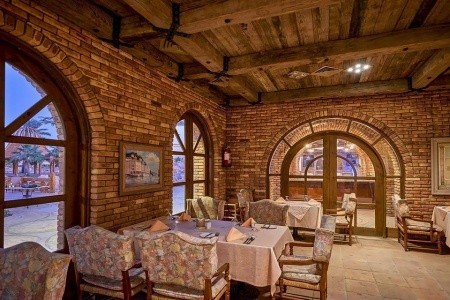 Parrotel Beach Resort - 3