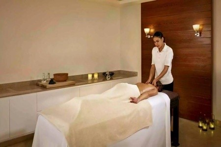 Coral Sea Holiday Village - 13