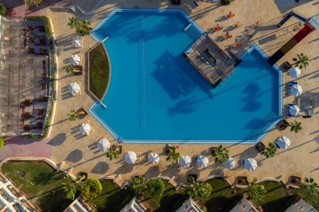 Ivy Cyrene Island Resort - 2